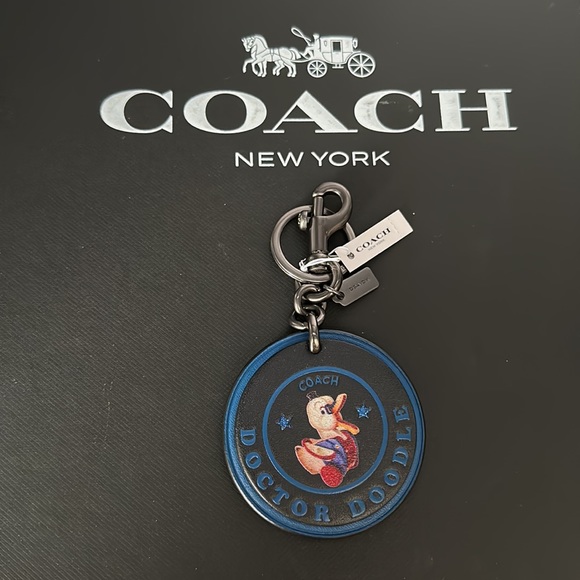 NWT Coach F32659 Vintage Fisher Doctor DOODLE Duck Toy Bag Charm Leather FOB - Picture 1 of 8